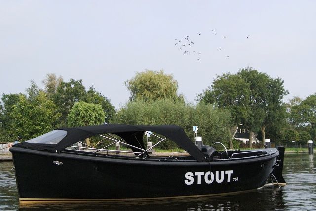 Stout sloepen – Ruimte, robuustheid en ultiem vaarplezier